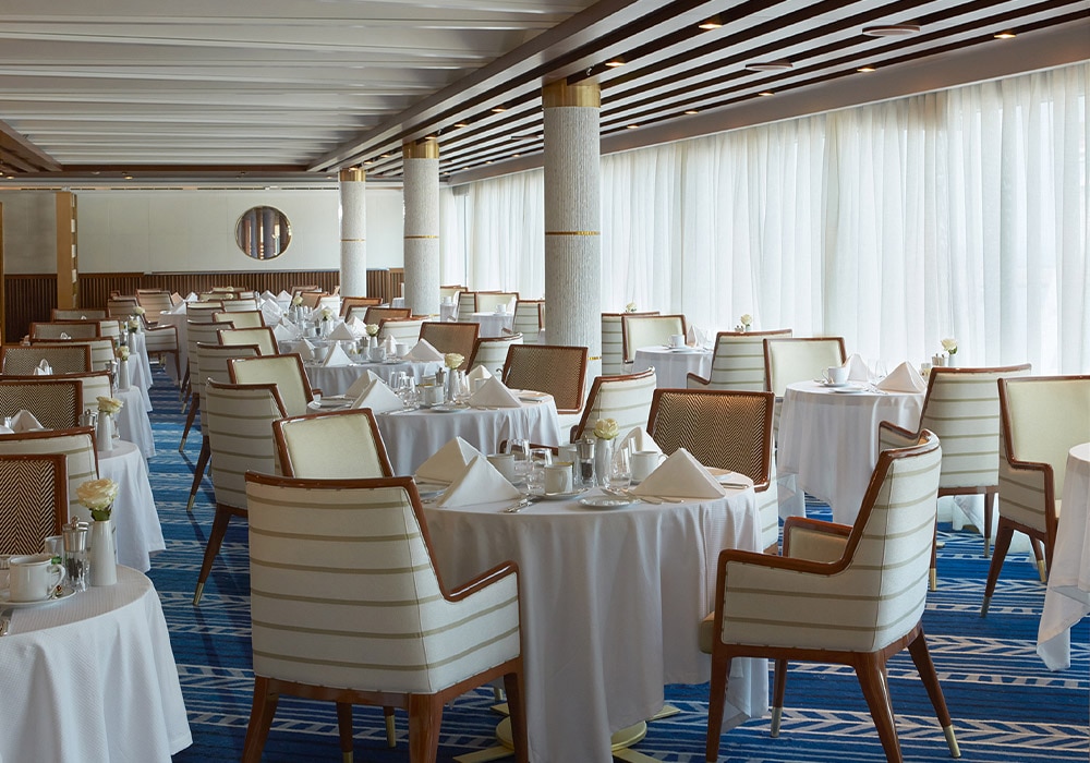 Regent Seven Seas Cruises - Seven Seas Explorer - La Veranda.jpg